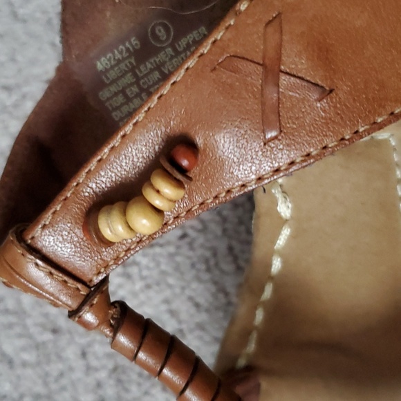 EARTH SHOE 'Liberty' Sandals - Picture 9 of 11